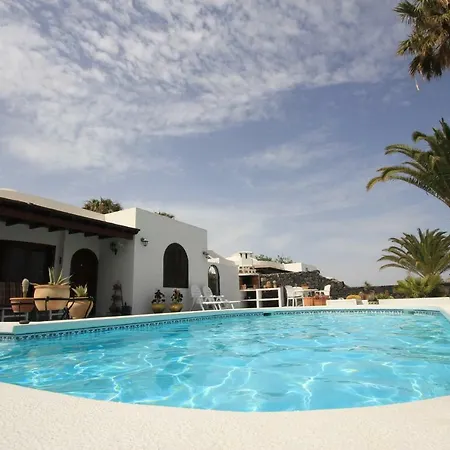 Lanzarote Villa *